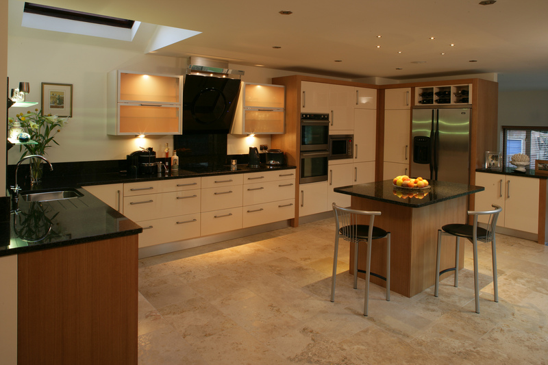 fitted kitchens cream high gloss high gloss cream just fitted kitchens gloss fitted kitchens cream high gloss high gloss cream just fitted kitchens gloss