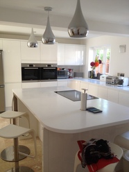 High Gloss Handlefree kitchen